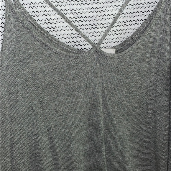 Super Cute Summer Tank! - Picture 5 of 5